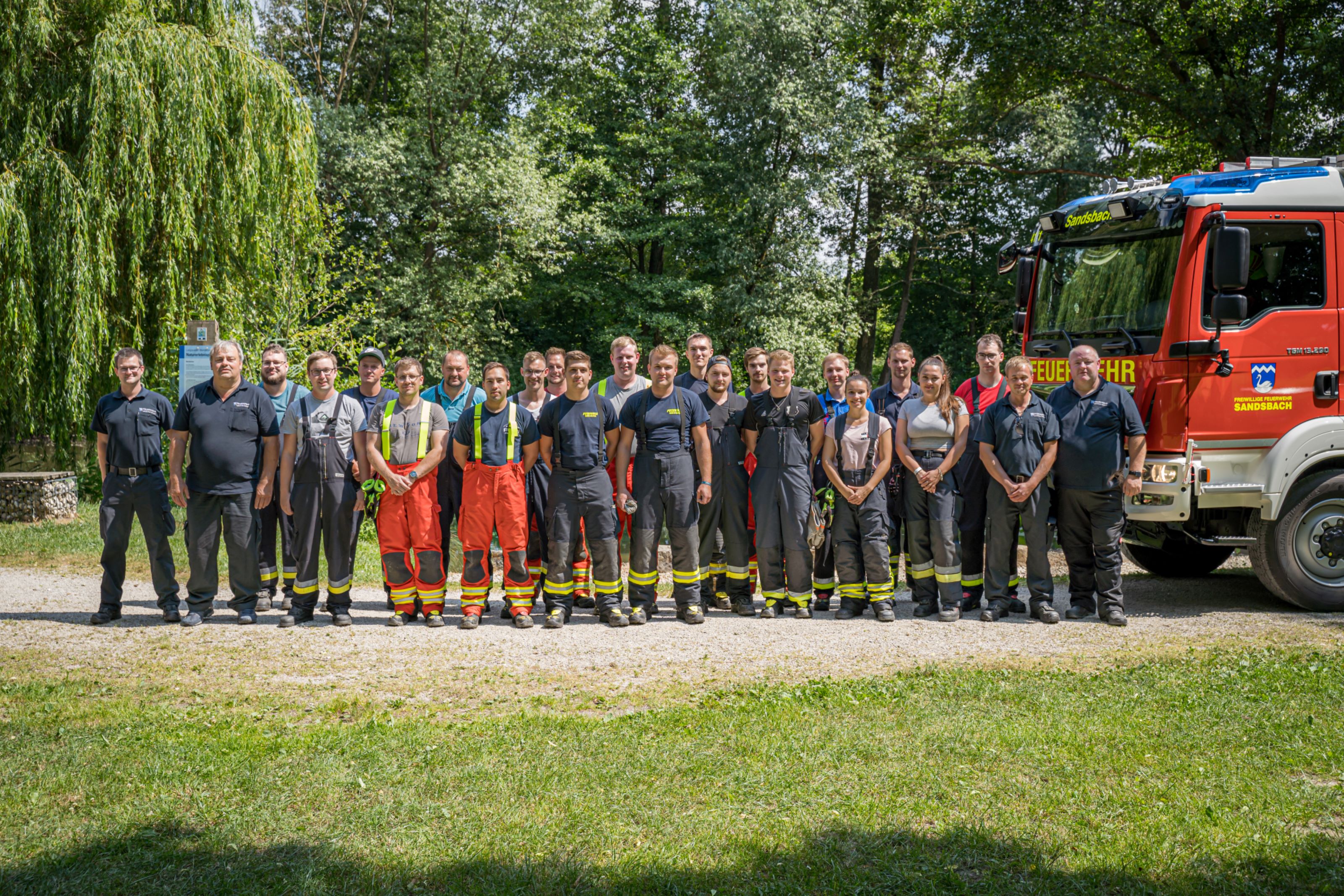 Freiwillige Feuerwehr Landkreis Kelheim: Erster Maschinistenlehrgang 2023 in Langquaid