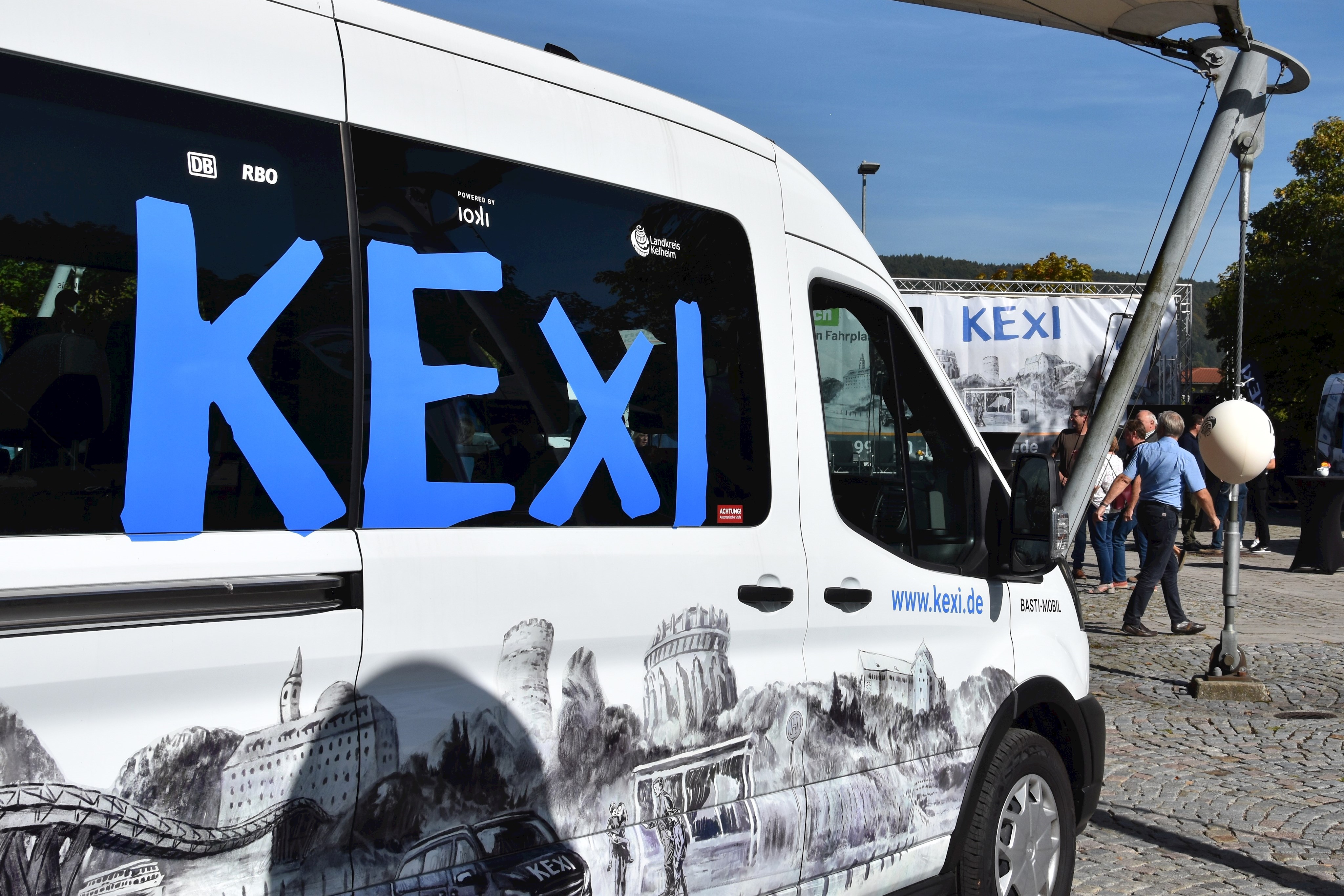Flexibler KEXI-Verkehr startet im ganzen Landkreis Kelheim: Landkreisweit mehr als 500 neue KEXI-Haltestellen eingerichtet