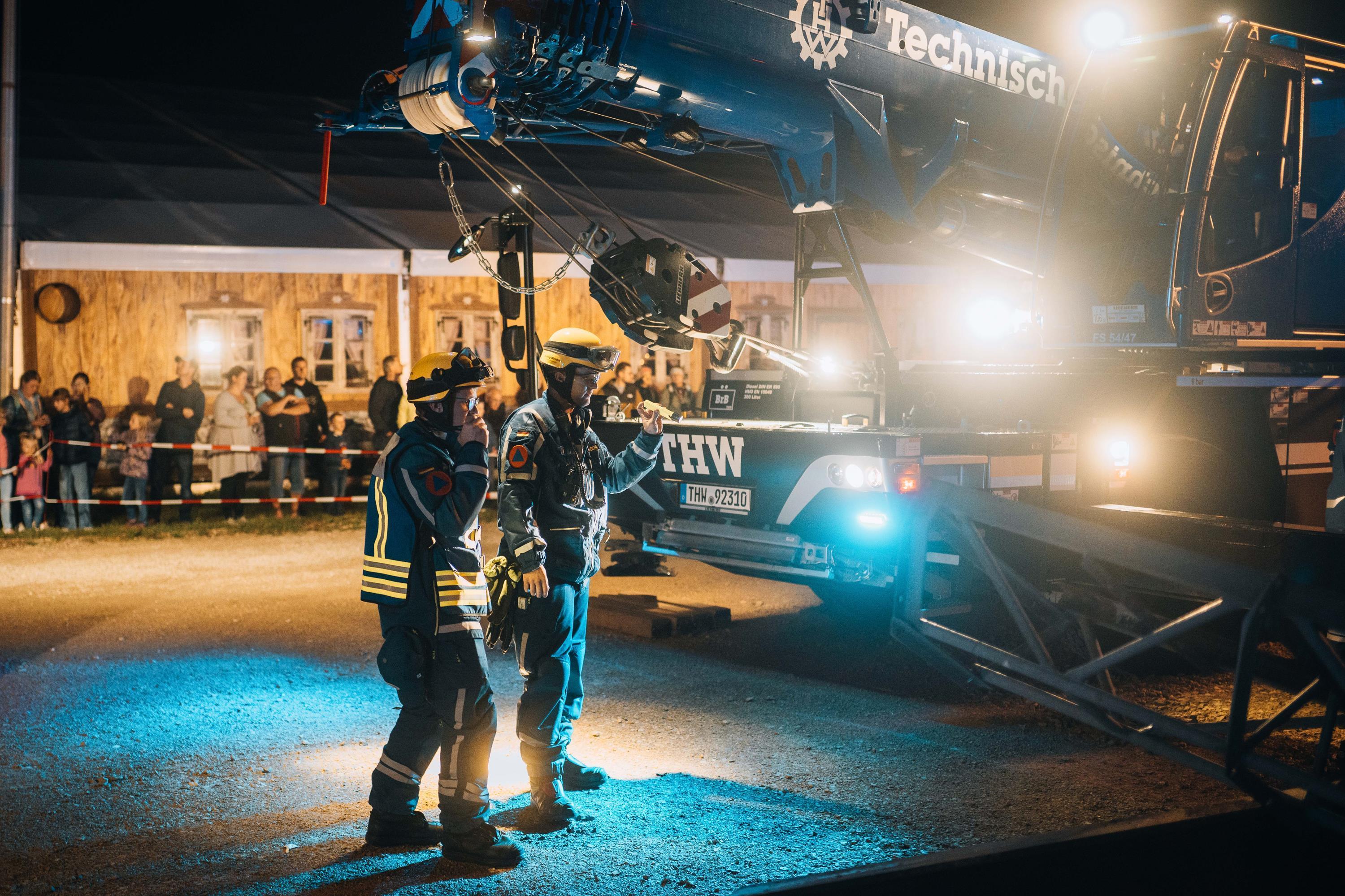Rettungskräfte befinden sich im Einsatz